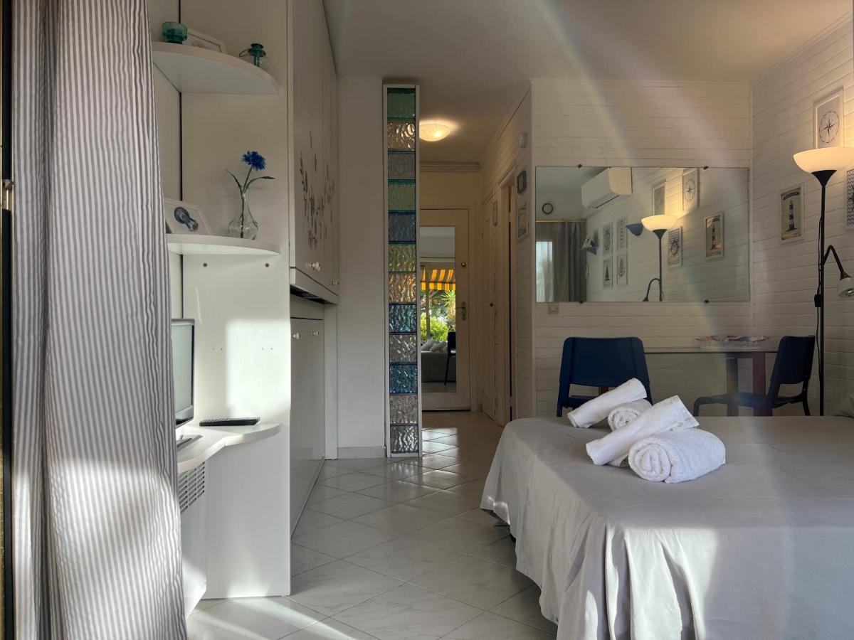 Blue Terrace Apartment - Marina Baie Des Anges 빌뇌브루베 외부 사진